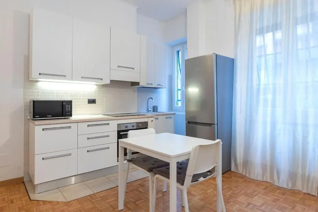 Suite Solari 5 Guest - Posizione Ottima - Wi-Fi Milano Appartamento